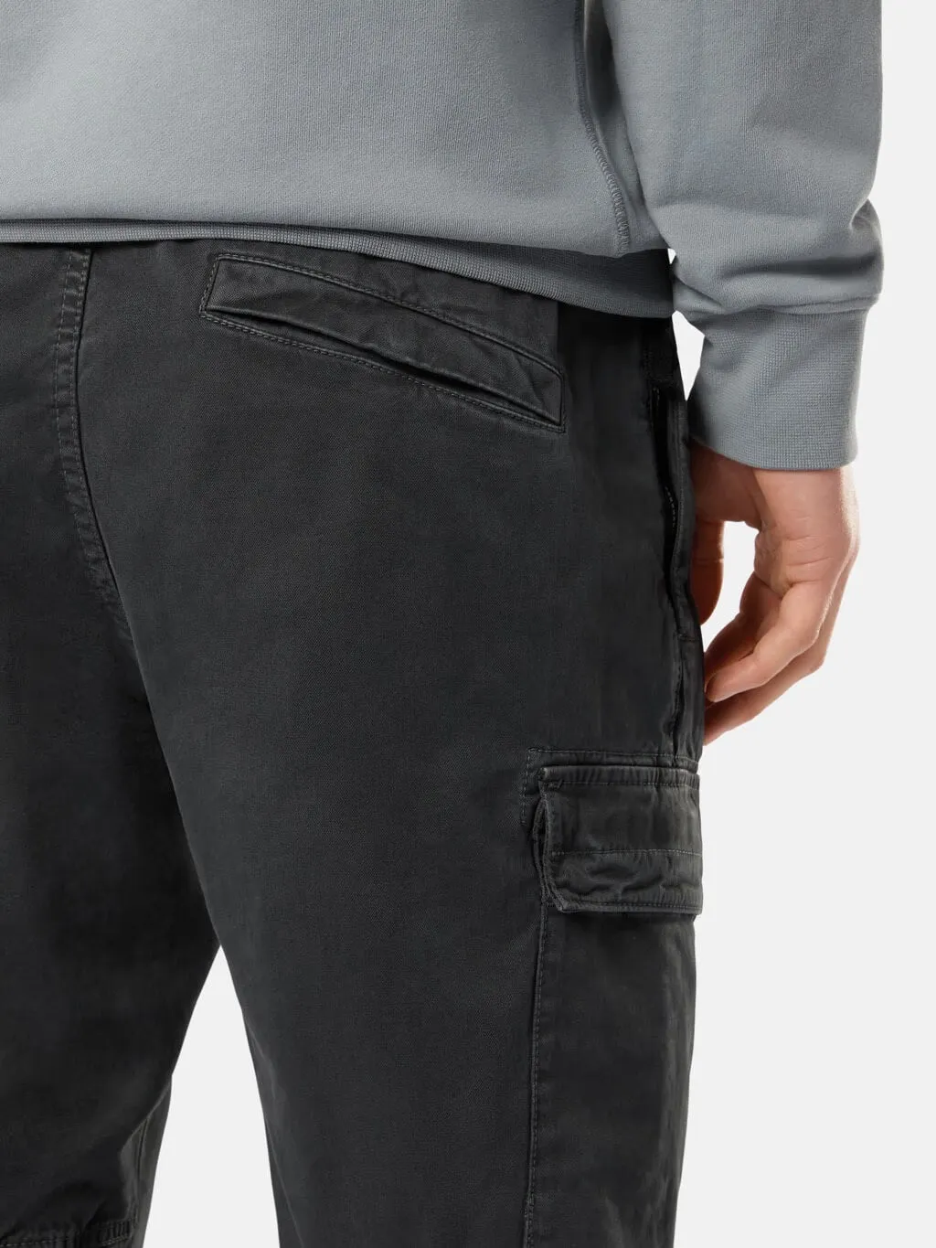 64020 Snap Pocket Cargo Jogging Pants