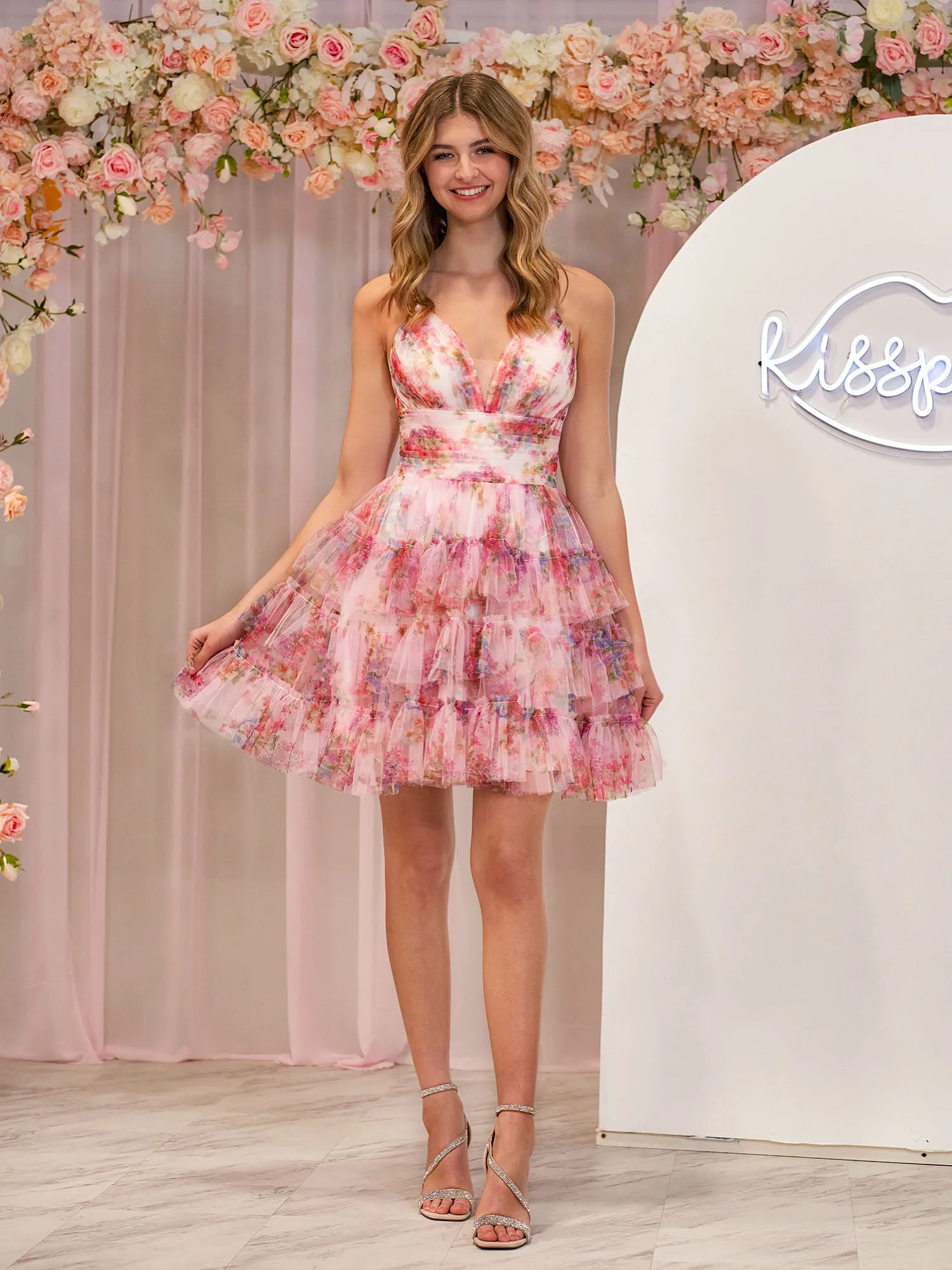 Beryl |A-Line V Neck Tiered Pinted Homecoming Dress