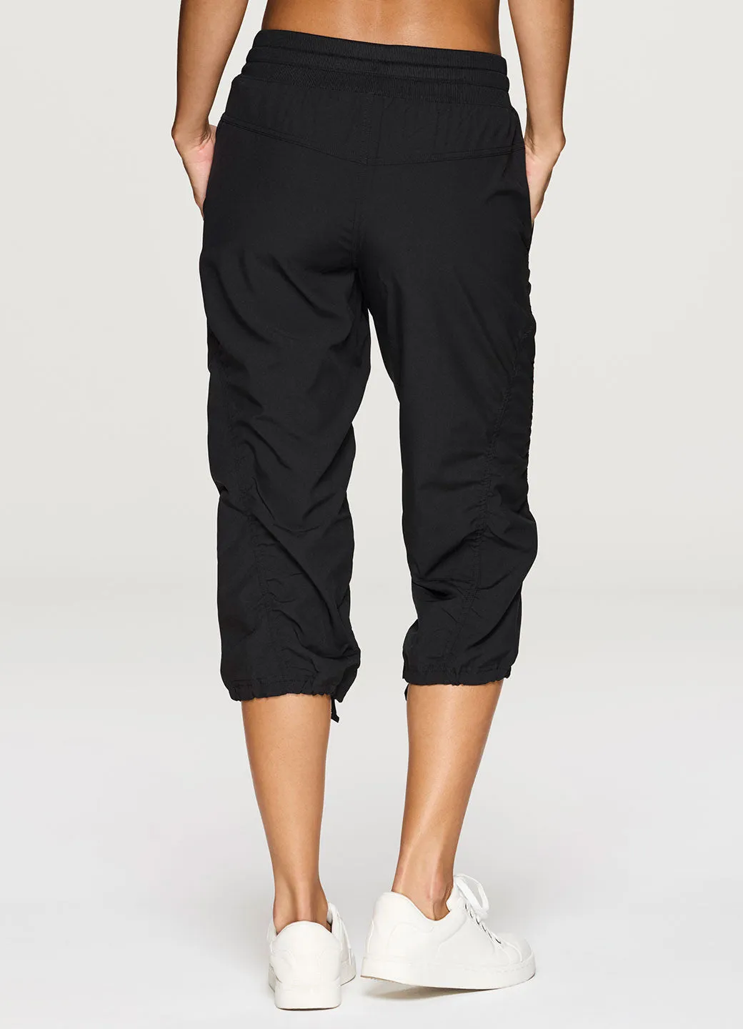 Lumen Lightweight Capri Pant